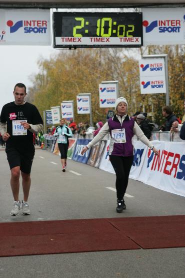 Glfi Anita (1797) clba rkezik a tavalyi Balaton Maraton s Flmaratonon