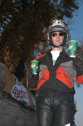 a Plus Budapest Maraton motoros felvezetjeknt 2003-ban