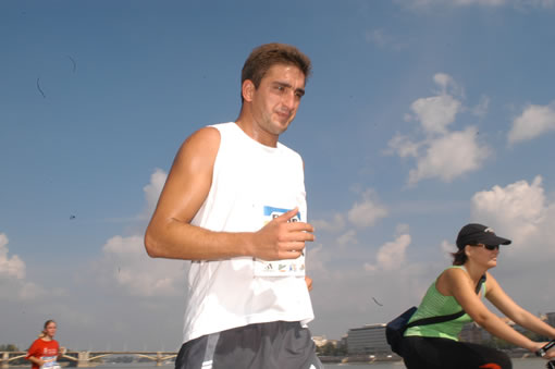 a 19. Plus Budapest Maratonon 2004-ben